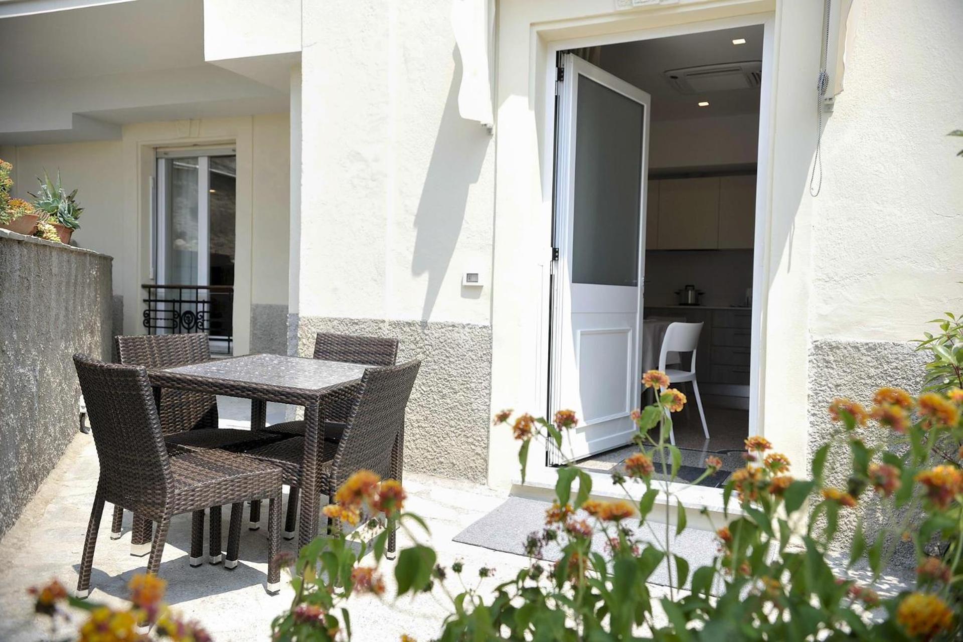 Hotel Villa Centa Варацце Экстерьер фото
