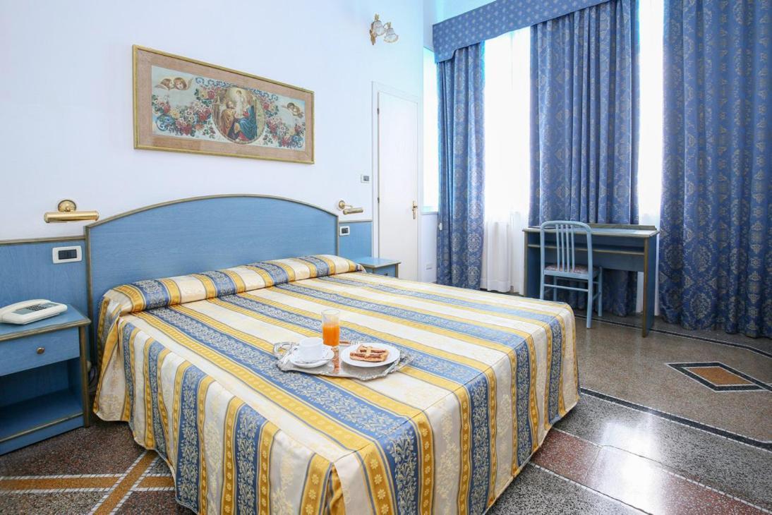 Hotel Villa Centa Варацце Номер фото