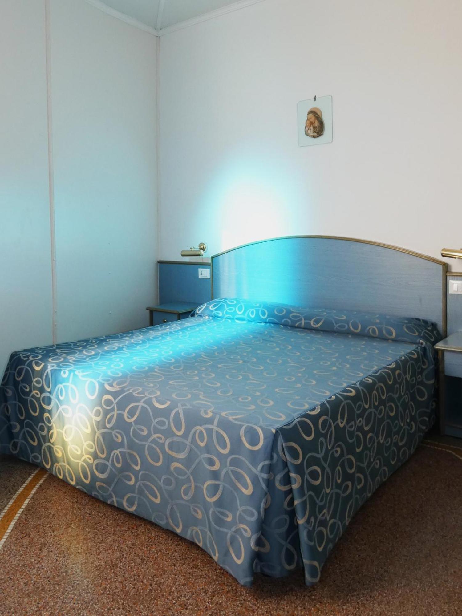 Hotel Villa Centa Варацце Номер фото