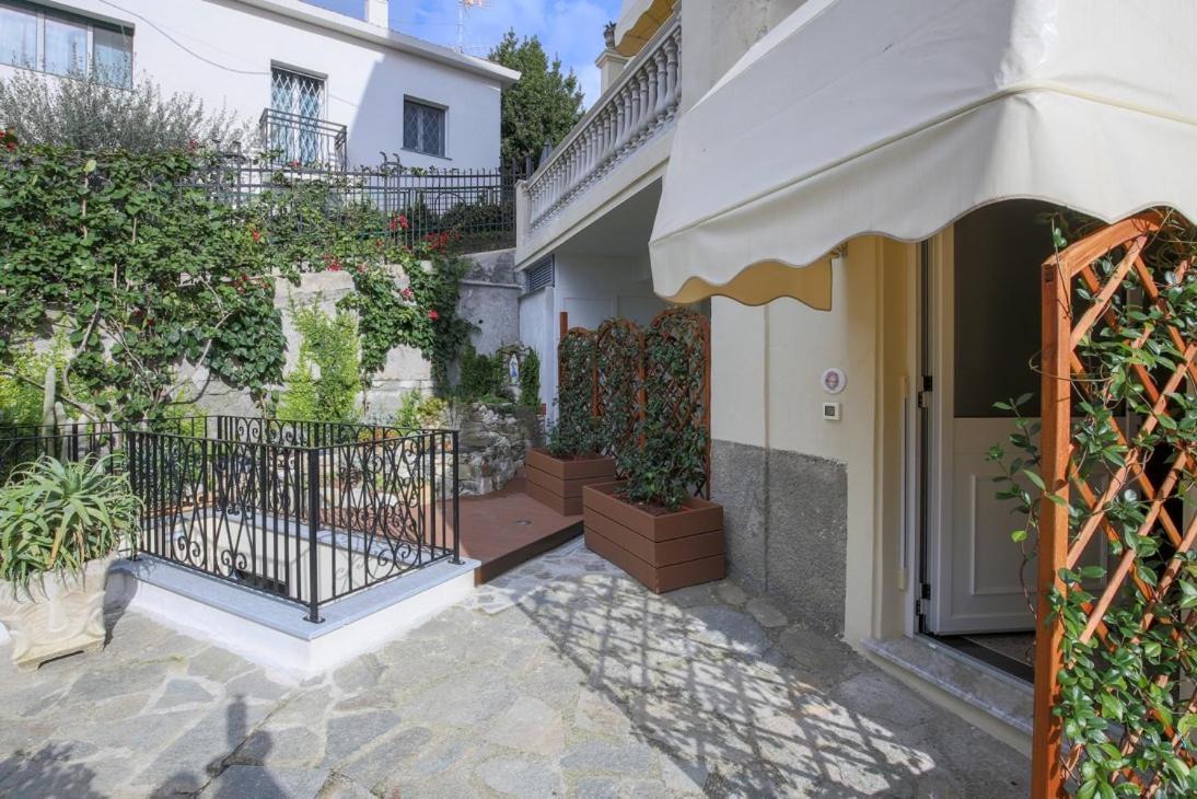 Hotel Villa Centa Варацце Экстерьер фото